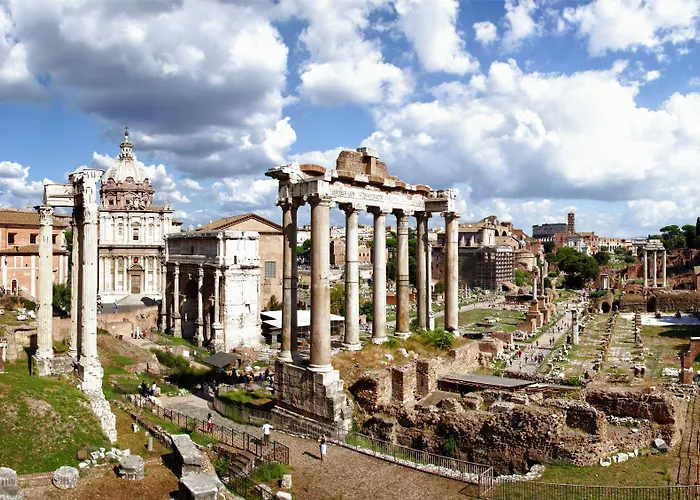 Two Chic Roma